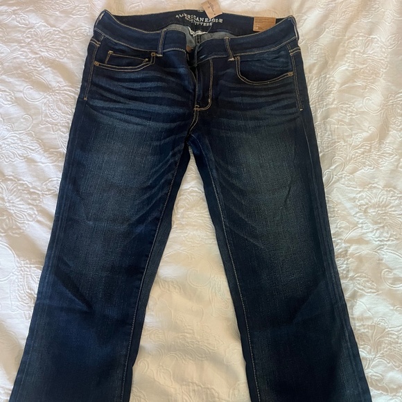 NWT American Eagle Artist Crop Denim Jeans — Size 14 - Picture 1 of 5